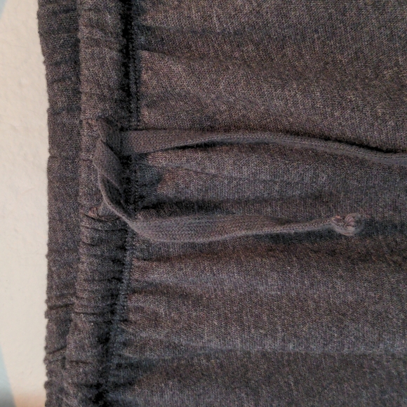 PINK VICTORIA SECRET GREY SWEATPANTS - Picture 4 of 8